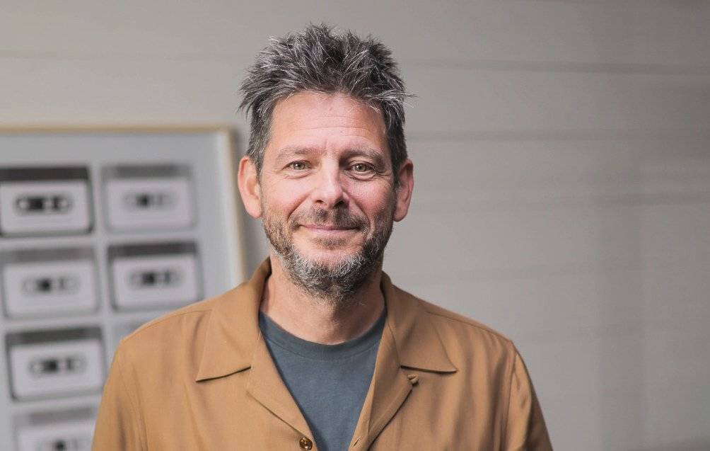 Acteur, zanger én ondernemer Erik Goossens: “Ik ben soms jaloers op mensen die geen ambitie hebben”