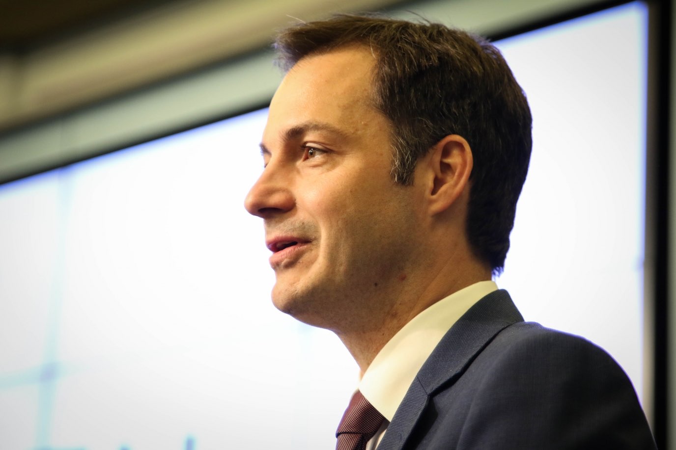 Alexander De Croo: "Ik geloof niet dat het basisinkomen mensen plots veel ondernemender maakt"