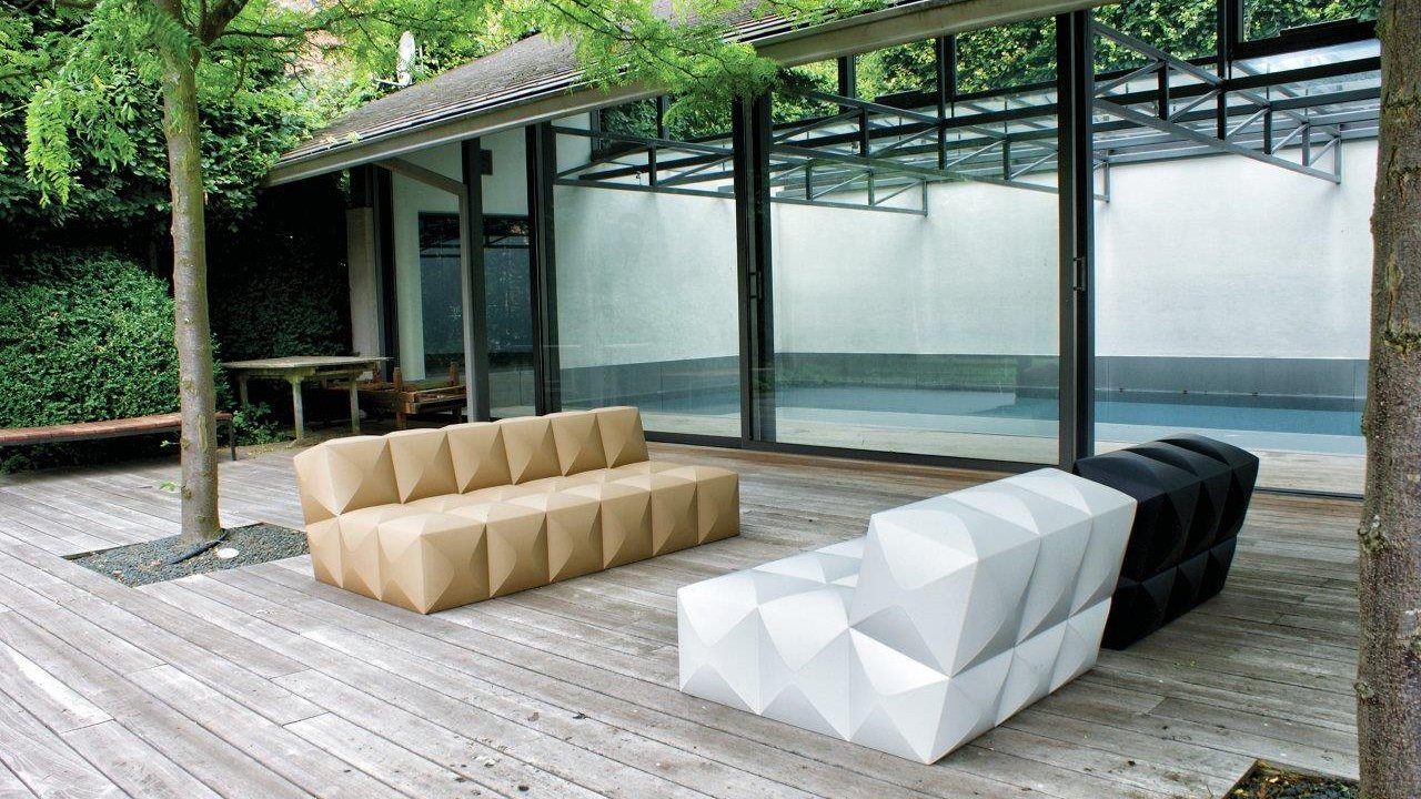 Belgisch designlabel lanceert antibacteriële, zelf-ontsmettende meubels