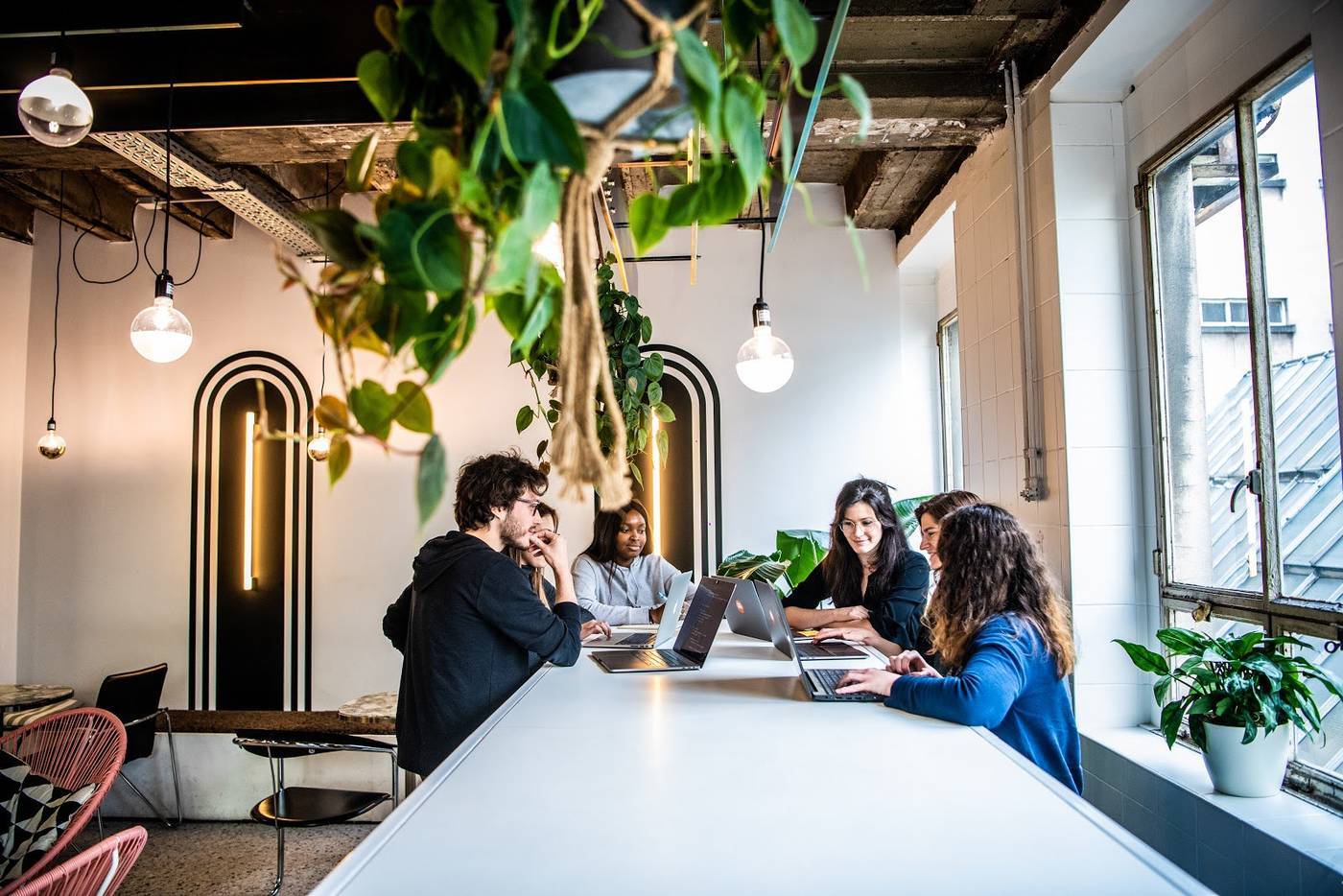 Bootcamps om software te leren bouwen en je carrière om te gooien: deze coding school doet in 9 weken tijd waar het hoger onderwijs zelfs in een paar jaar niet in slaagt