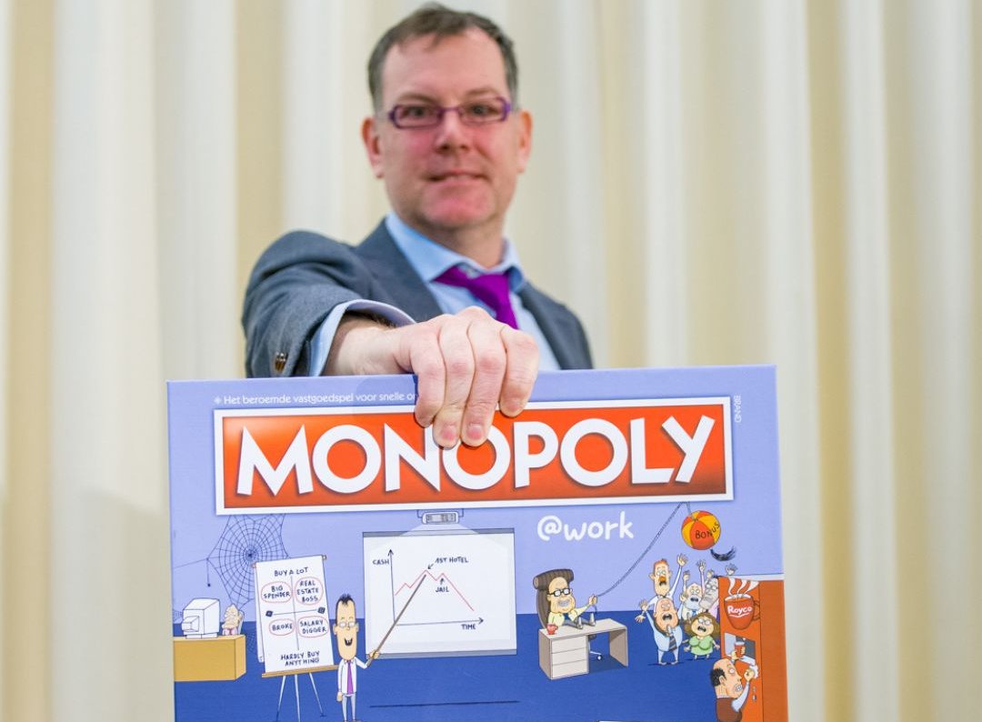 ‘Chief executive comedian’ Arnout Van den Bossche lanceert Monopoly@Work