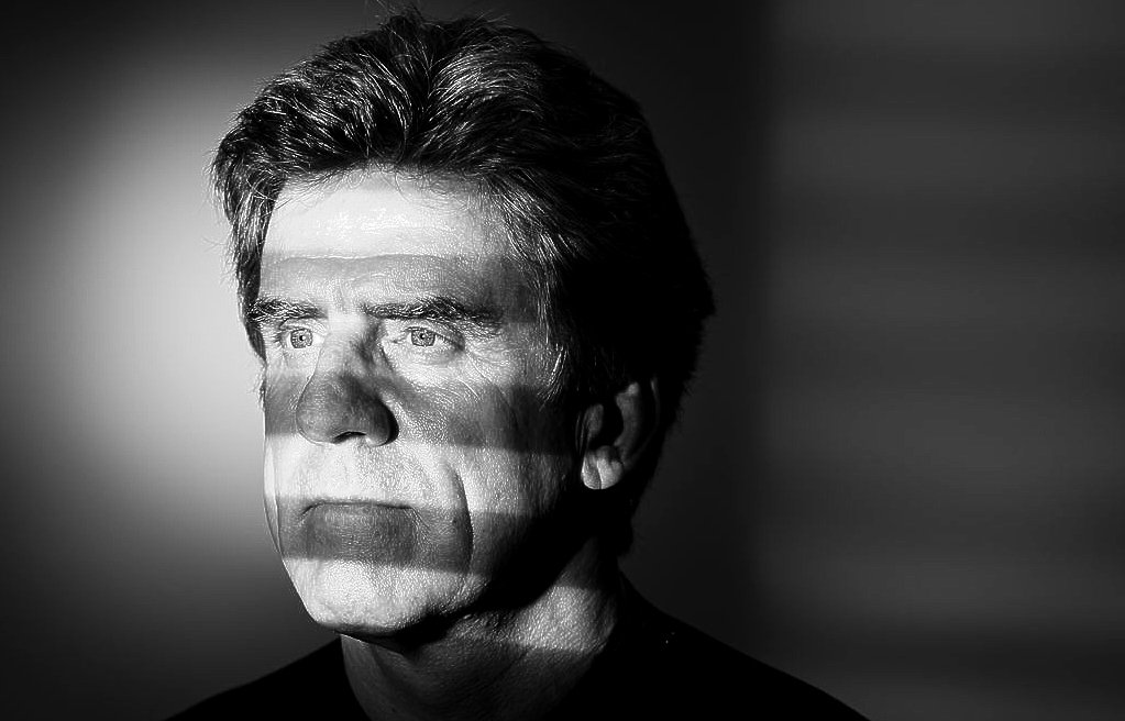 Componist Dirk Brossé brengt uniek muziektheater over leven en dood: “We zijn de voeling met het leven aan het verliezen”