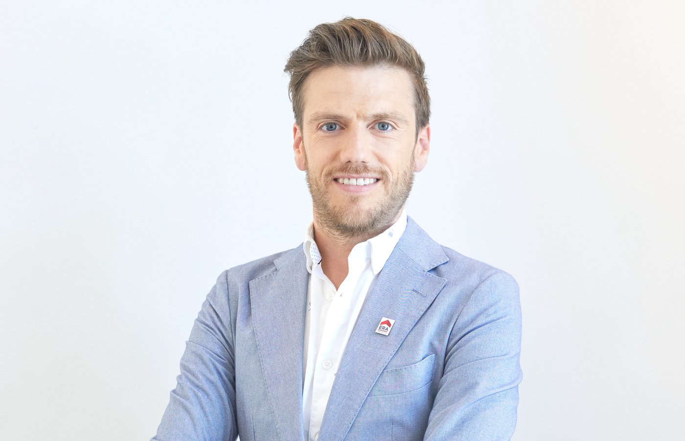 Deze ambitieuze selfmade ondernemer verovert in sneltreinvaart de Belgische vastgoedmarkt: “Tegen 2025 moeten we 150 kantoren hebben”