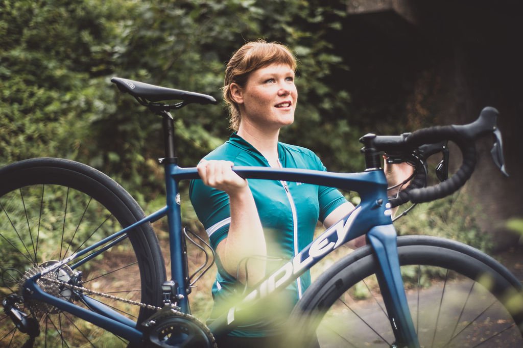 Deze Gentse sportondernemer brengt ondernemende vrouwen samen op de fiets: “Ik krijg mijn beste ideeën al fietsend”