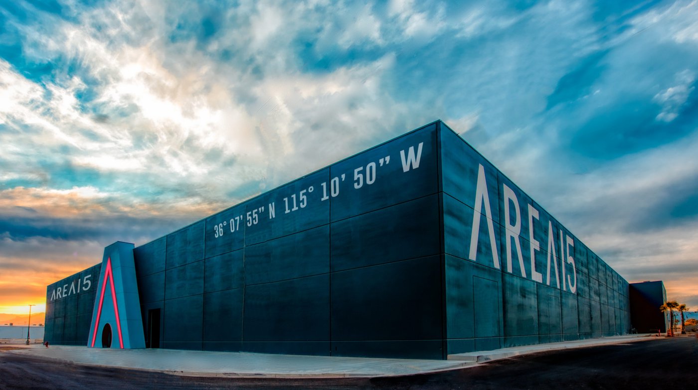 Deze maand in de wondere wereld van XR: kunnen immersieve winkelervaringen een vuist maken tegen e-commerce?