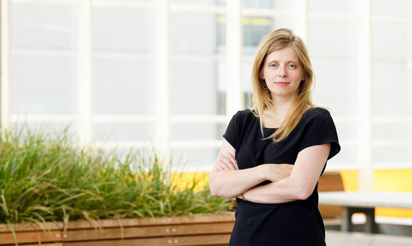 Deze Vlaamse moraalfilosofe werpt de vraag op hoe AI zich verhoudt tot menselijke intelligentie