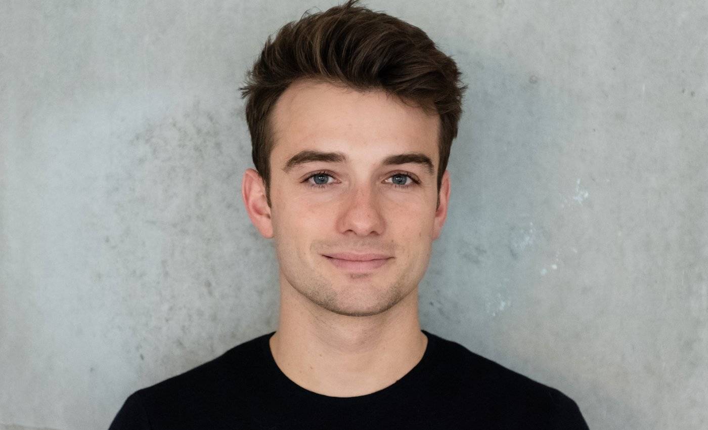 Deze dertiger wil met zijn bedrijf het begrip innovatie een nieuw elan geven: “Bij klanten 25% duurzame groei realiseren die anders onmogelijk was, daar kicken wij op”