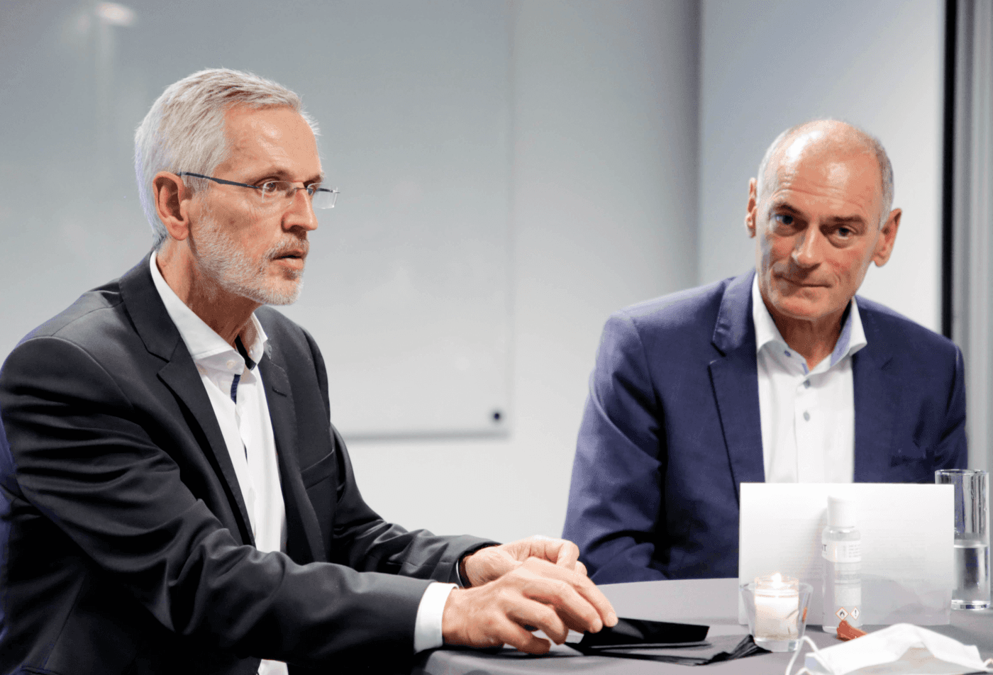 “In moeilijke tijden staat de echte leider op. Dat is de link met sport: presteren in lastige omstandigheden en dan met de druk weten om te gaan”