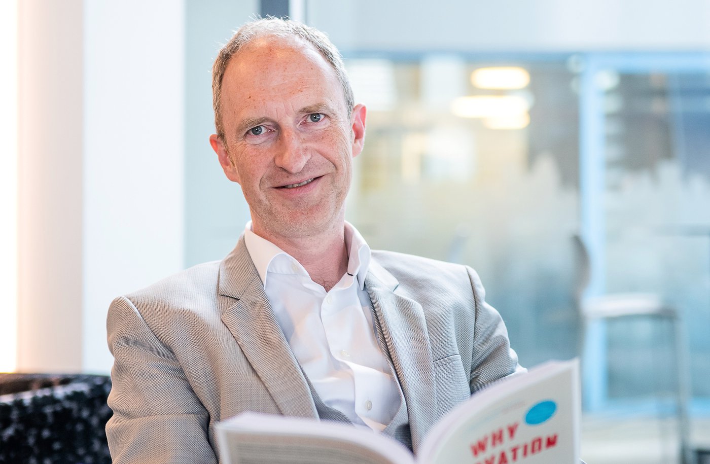 Joachim De Vos verklaart waarom innovatie zo vaak faalt: “De kasten zitten vol met goede ideeën en uitvindingen, maar dat zijn daarom nog geen innovaties”