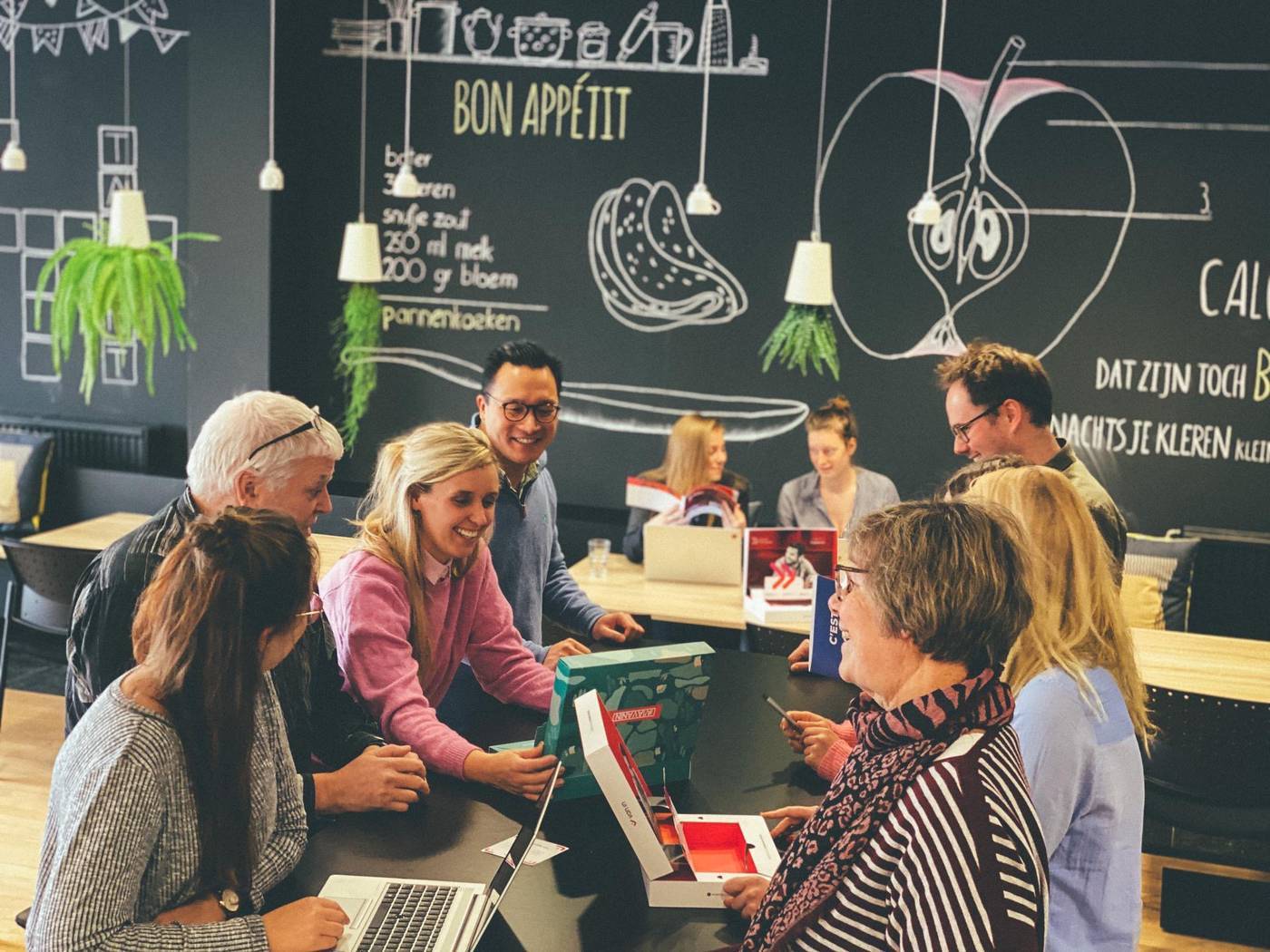“Organisaties kunnen alleen maar vooroplopen met een nieuwsgierige mindset. Leren en nieuwe dingen uitproberen moeten in je DNA zitten”