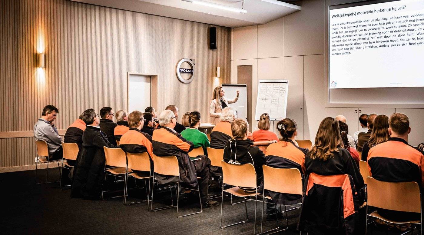 “Vaak kan je de problemen waar bedrijven mee geconfronteerd worden oplossen door te kijken naar de motivatie van hun werknemers”