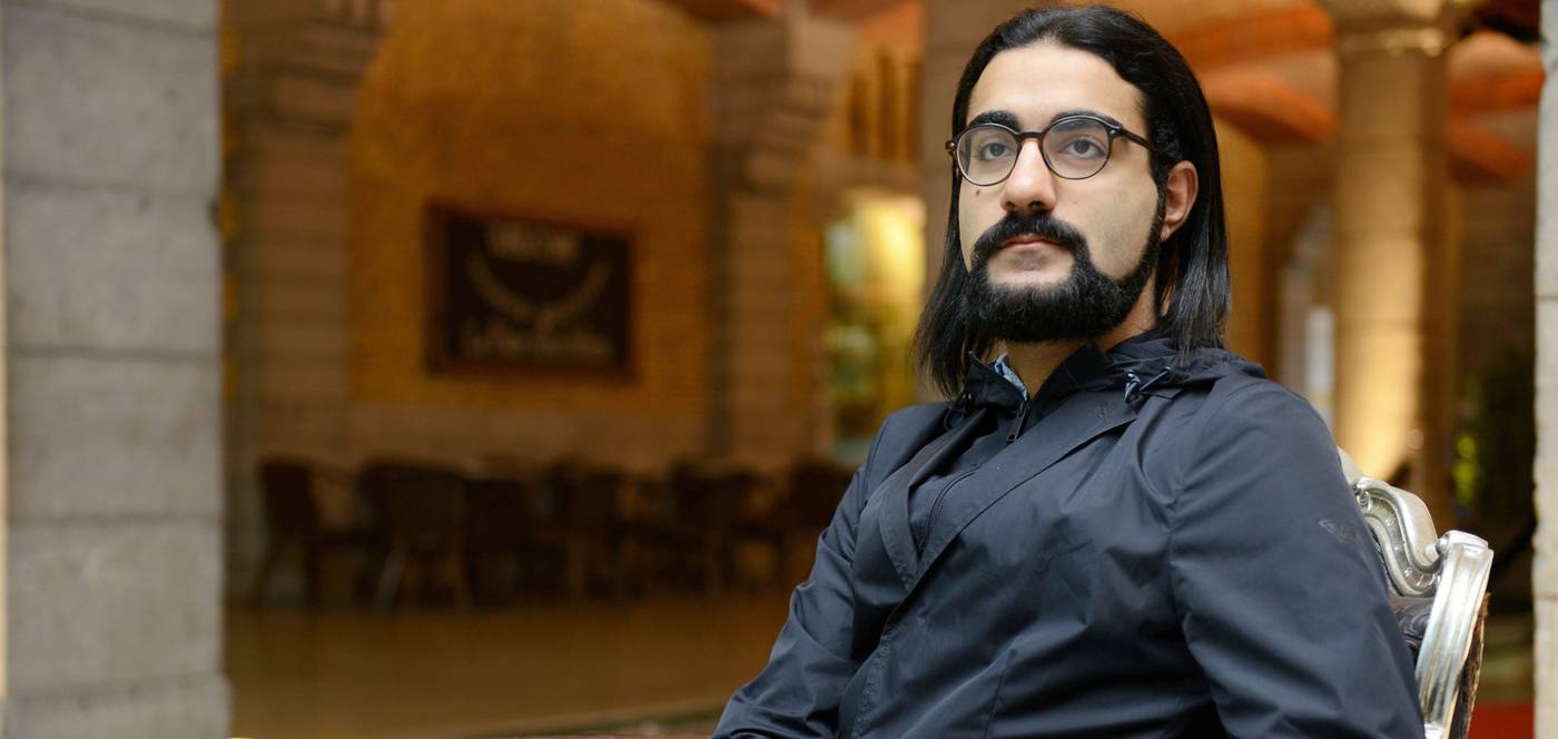 Vijf op een rij: een blik in het leven van Hassan Al Hilou